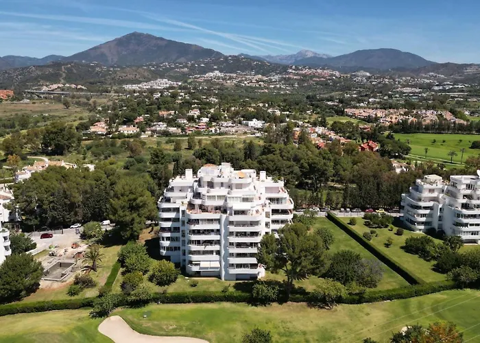 Apartman Lujoso Y Elegante Primera Linea Golf - Flamencos 7 Marbella